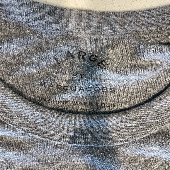 Gray Marc by Marc Jacobs Tee - Picture 2 of 3